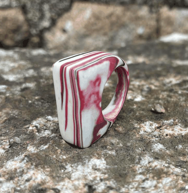 Bague sillage rouge