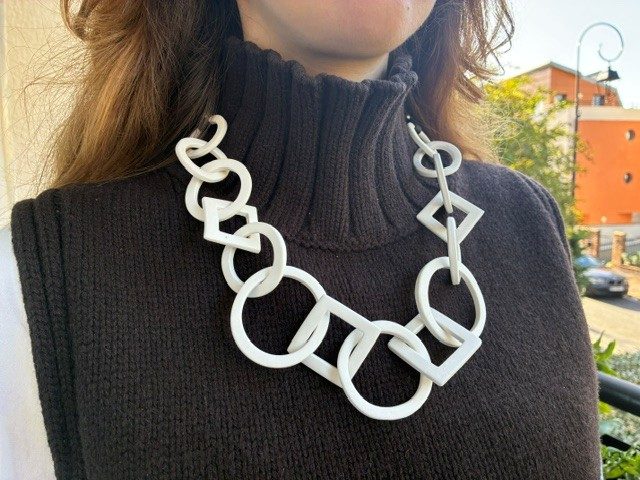 COLLIER MAILLE